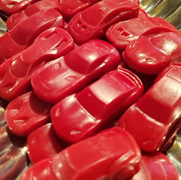 First Date ❤️12 Car Wax Melts Handmade Gift Box - Picture 7 of 10